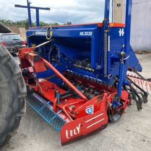 Lely Powerharrow with packer roller and Howard seed Drill - Image 5
