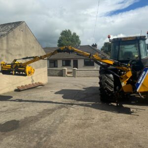 Bomford B608 Cable Controls with Fully Independent Pumps